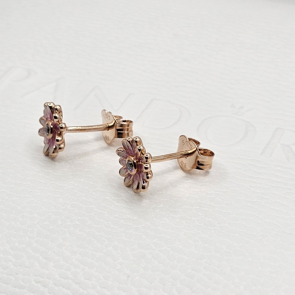🌸Authentic Pandora ROSE DAISY STUD EARRINGS - Picture 4 of 5